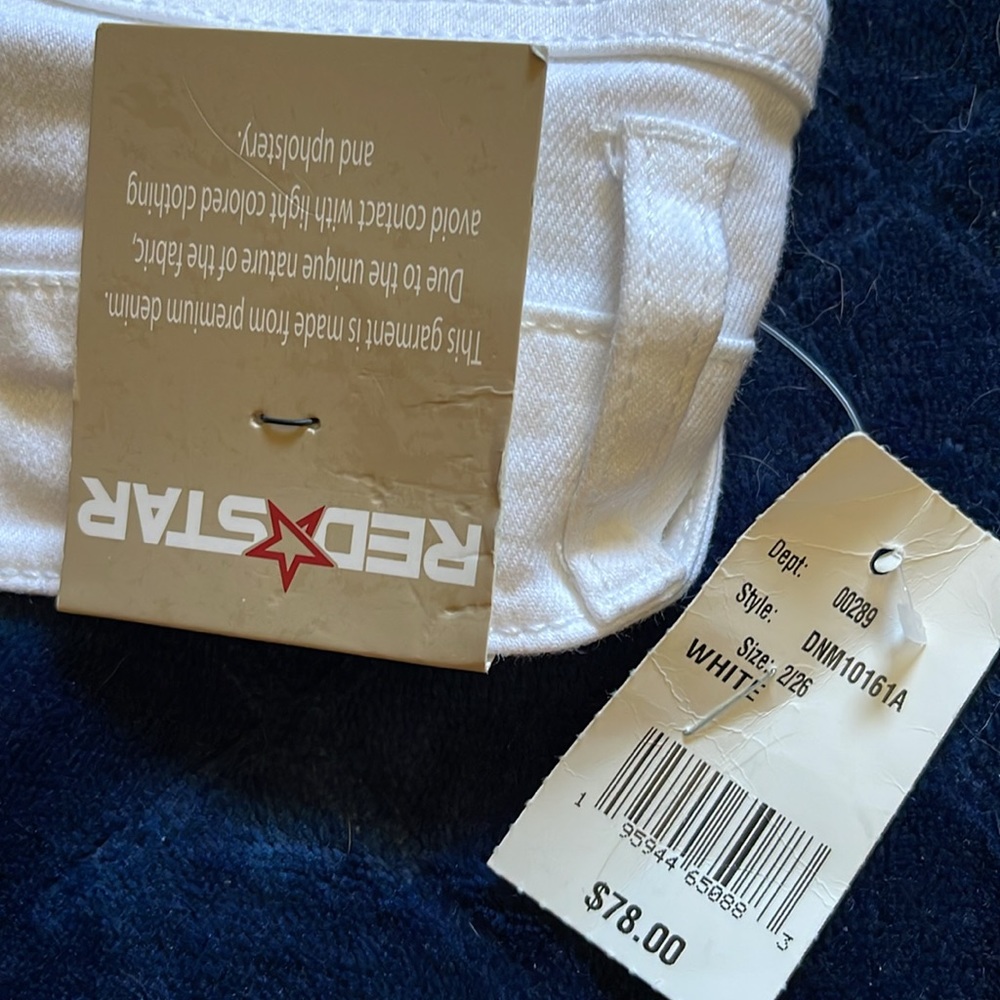 Redstar white denim bermuda shorts size 2. NWT reg$78.00 great for spring/summer - Picture 5 of 6